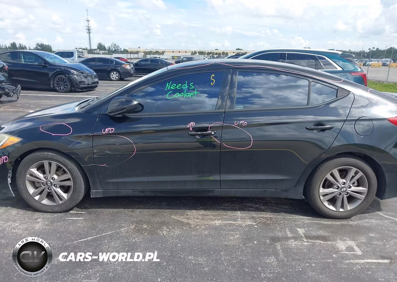 2018 Hyundai Elantra Sel VIN:5NPD84LF2JH282518 - 17