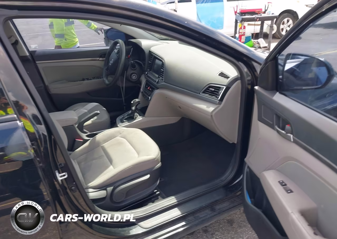 2018 Hyundai Elantra Sel VIN:5NPD84LF2JH282518 - 5