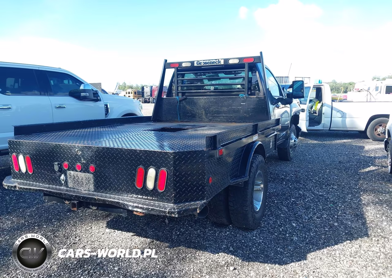 2021 Chevrolet Silverado 3500Hd Chassis Lt VIN:1GB3YTEY9MF188286 - 4