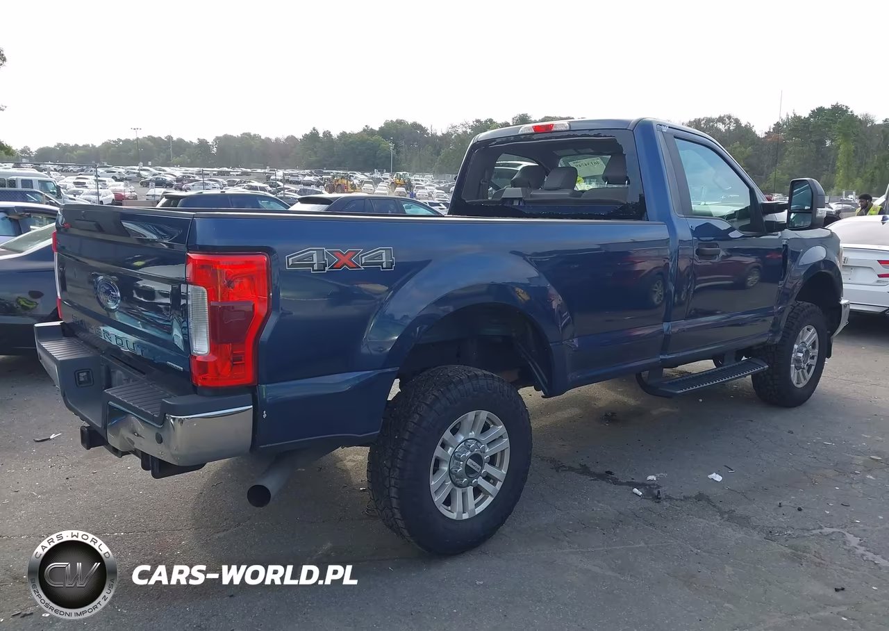 2017 Ford F-250 Xlt VIN:1FTBF2B66HEB44011 - 4