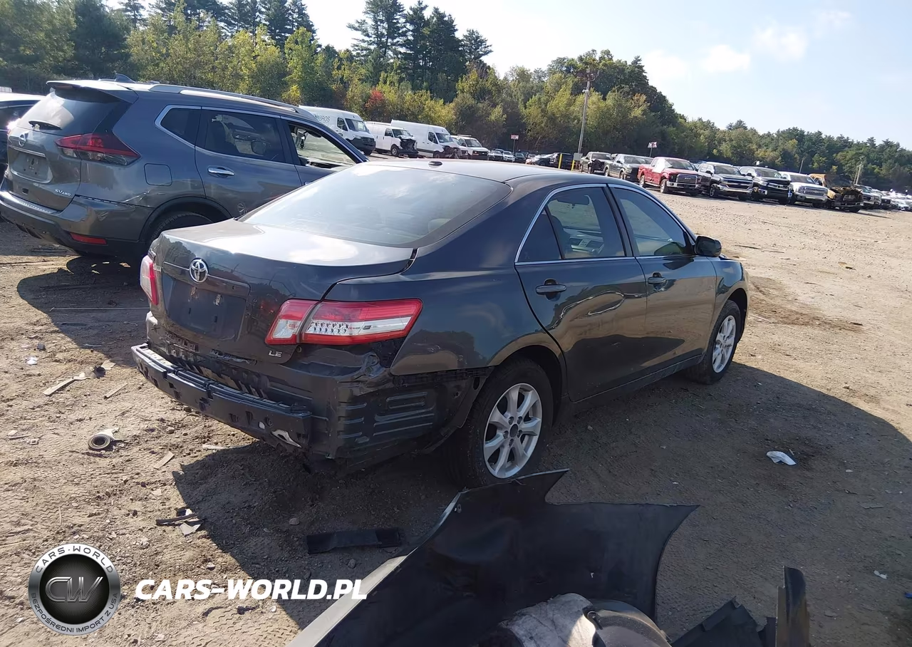 2011 Toyota Camry Le VIN:4T1BF3EKXBU146402 - 4