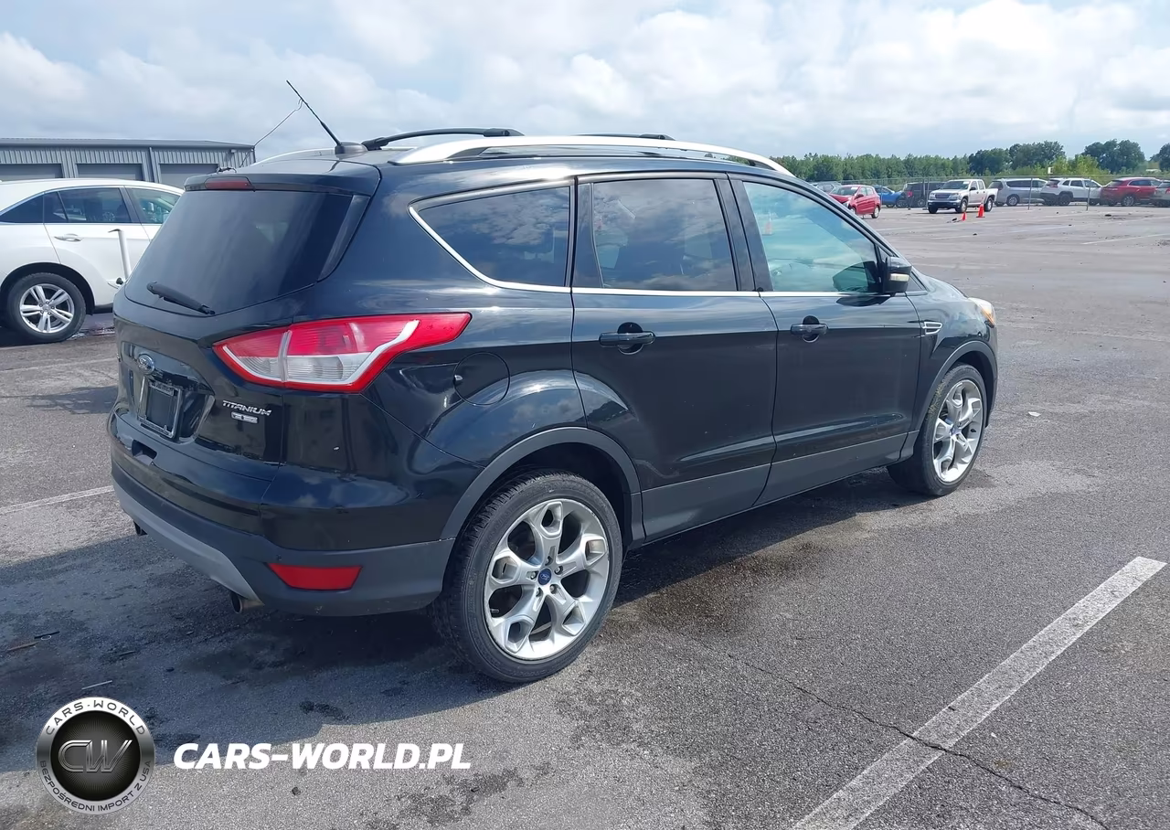 2013 Ford Escape Titanium VIN:1FMCU9J90DUB38005 - 4