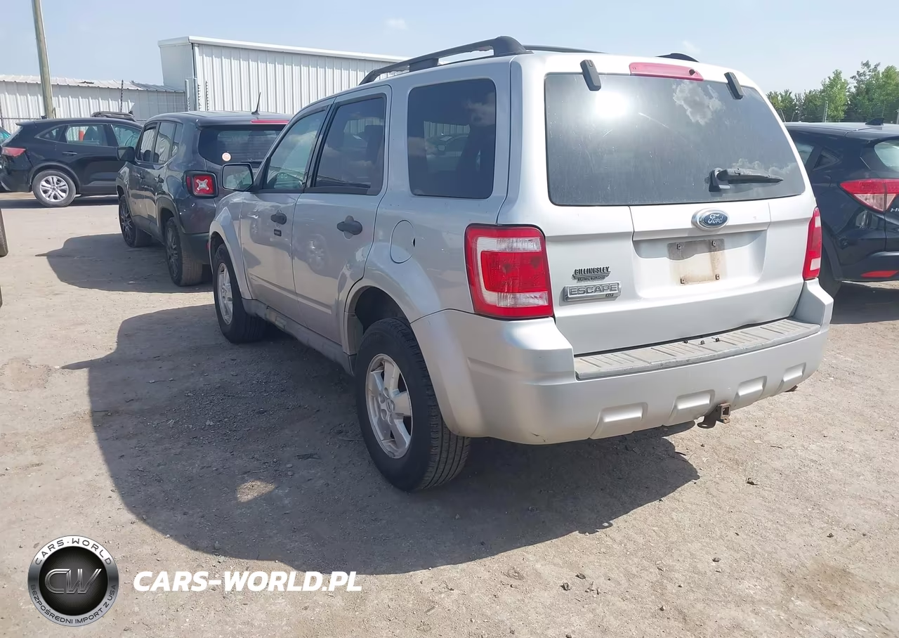 2009 Ford Escape Xlt VIN:1FMCU03G99KA65064 - 3
