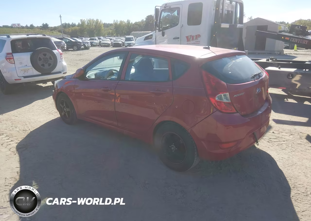 2013 Hyundai Accent Gs VIN:KMHCT5AE6DU105423 - 3