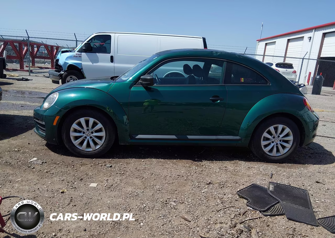 2017 Volkswagen Beetle #Pinkbeetle-1.8T Classic-1.8T S VIN:3VWF17AT0HM612424 - 14