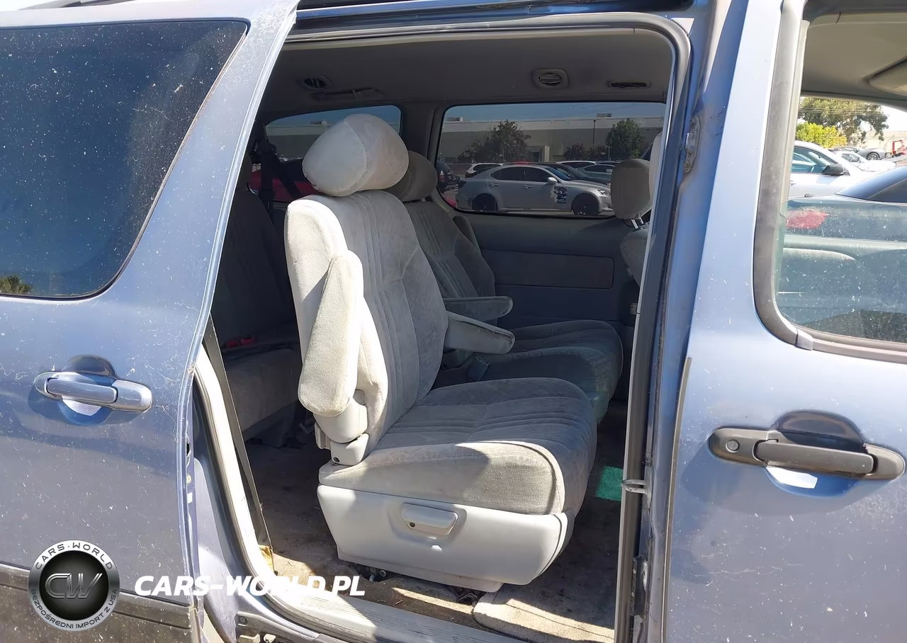 1998 Toyota Sienna Le VIN:4T3ZF13C7WU085117 - 8