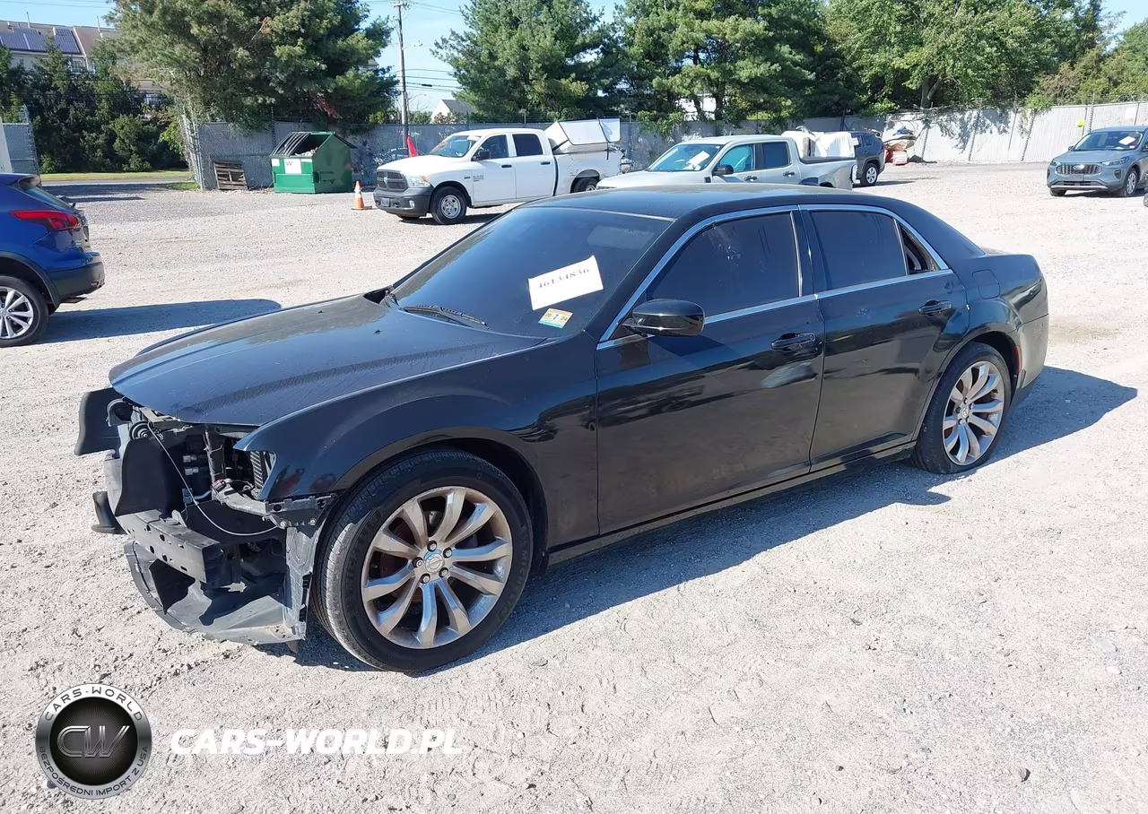 2017 Chrysler 300 Limited VIN:2C3CCAAG2HH593765 - 2
