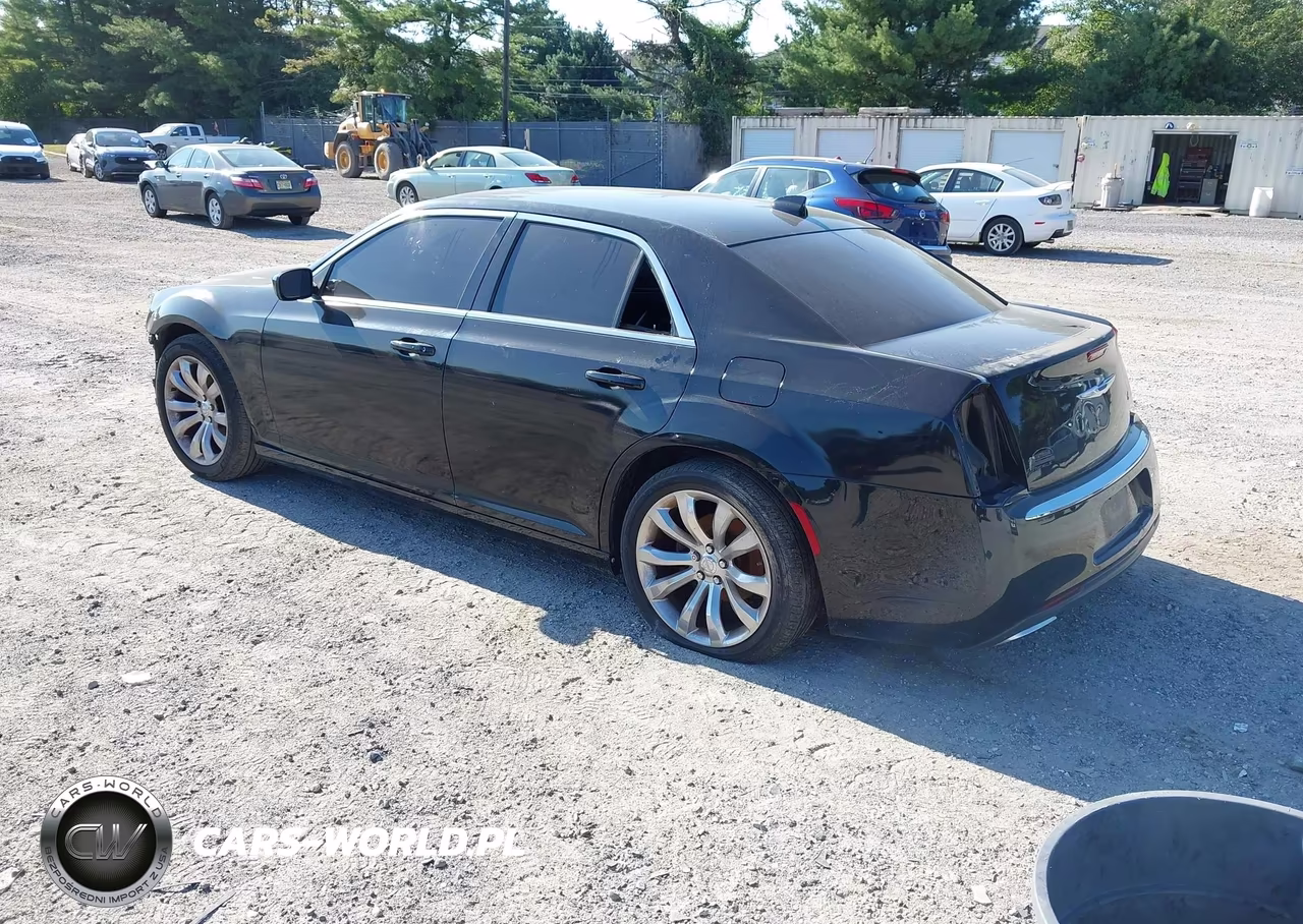 2017 Chrysler 300 Limited VIN:2C3CCAAG2HH593765 - 3