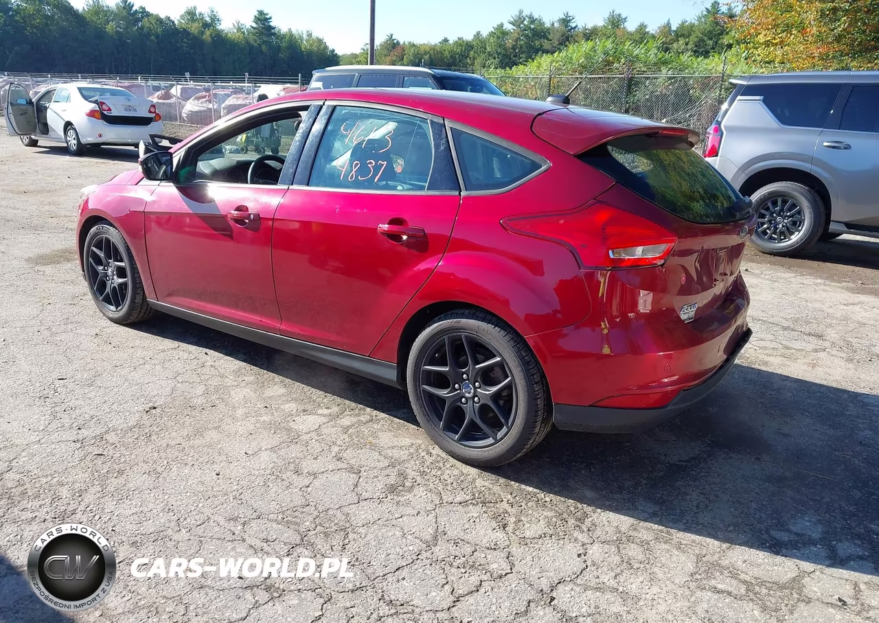 2016 Ford Focus Se VIN:1FADP3K26GL330592 - 3