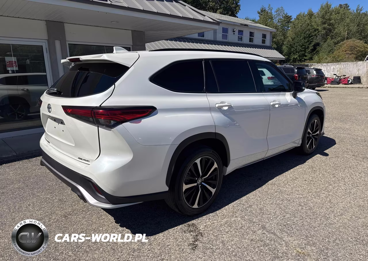 2021 Toyota Highlander Xse VIN:5TDJZRBH1MS070028 - 4