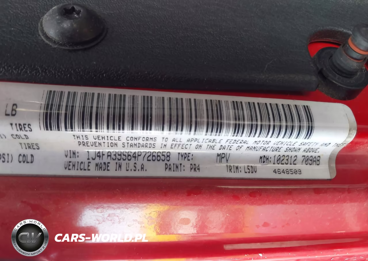 2004 Jeep Wrangler X VIN:1J4FA39S64P726658 - 9