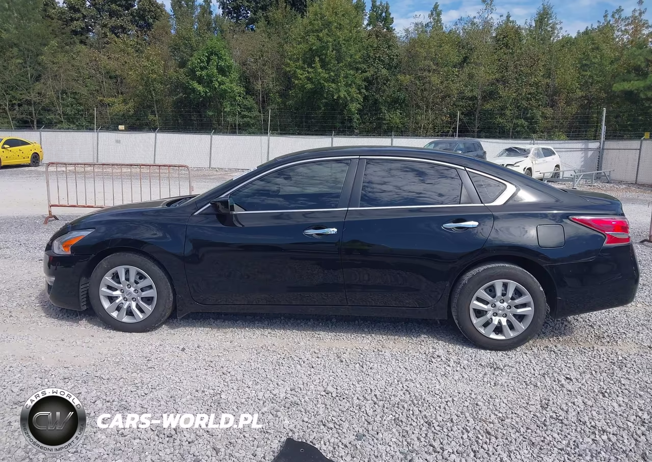 2015 Nissan Altima 2.5 S VIN:1N4AL3AP9FN324493 - 15
