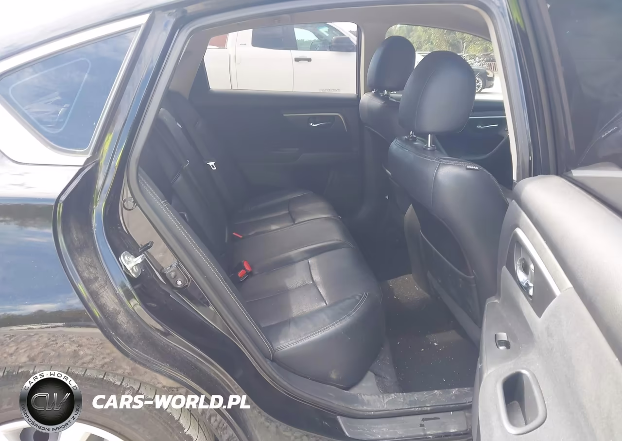 2015 Nissan Altima 2.5 S VIN:1N4AL3AP9FN324493 - 8