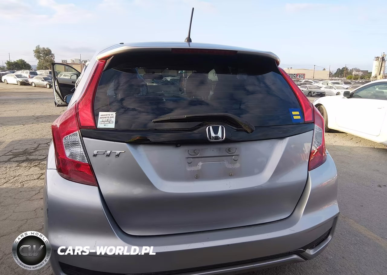 2019 Honda Fit Lx VIN:3HGGK5H40KM732451 - 16
