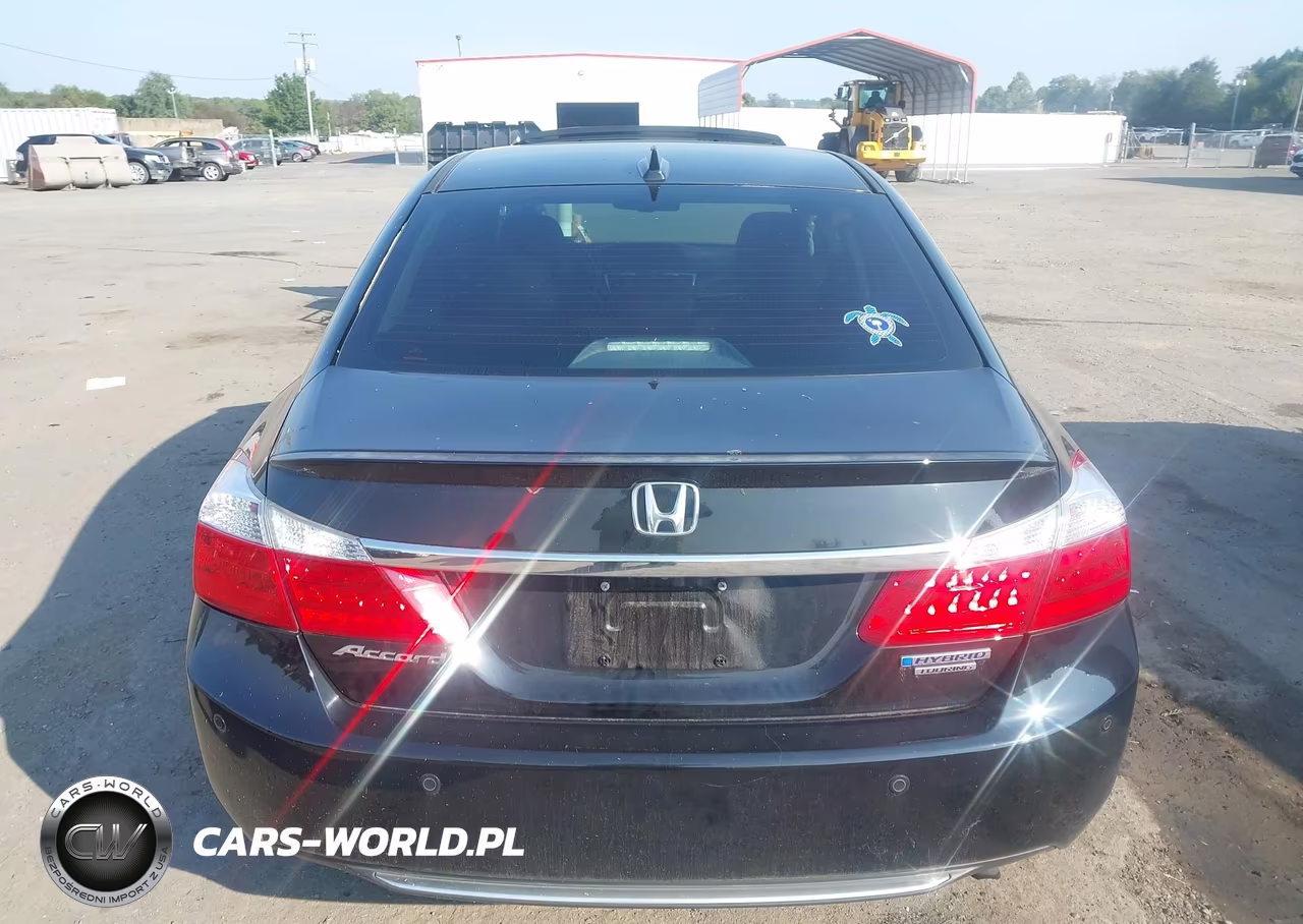 2014 Honda Accord Hybrid Touring VIN:1HGCR6F70EA004157 - 16
