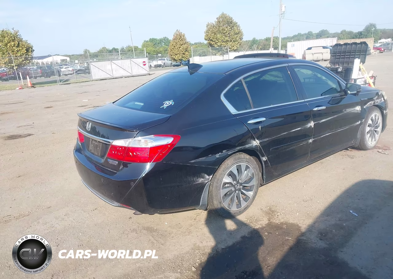 2014 Honda Accord Hybrid Touring VIN:1HGCR6F70EA004157 - 4