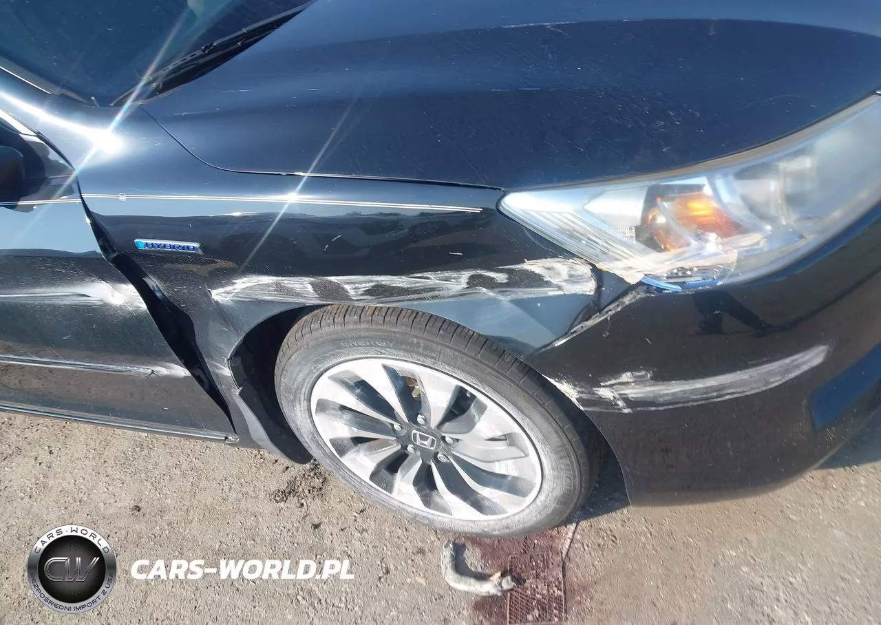 2014 Honda Accord Hybrid Touring VIN:1HGCR6F70EA004157 - 6