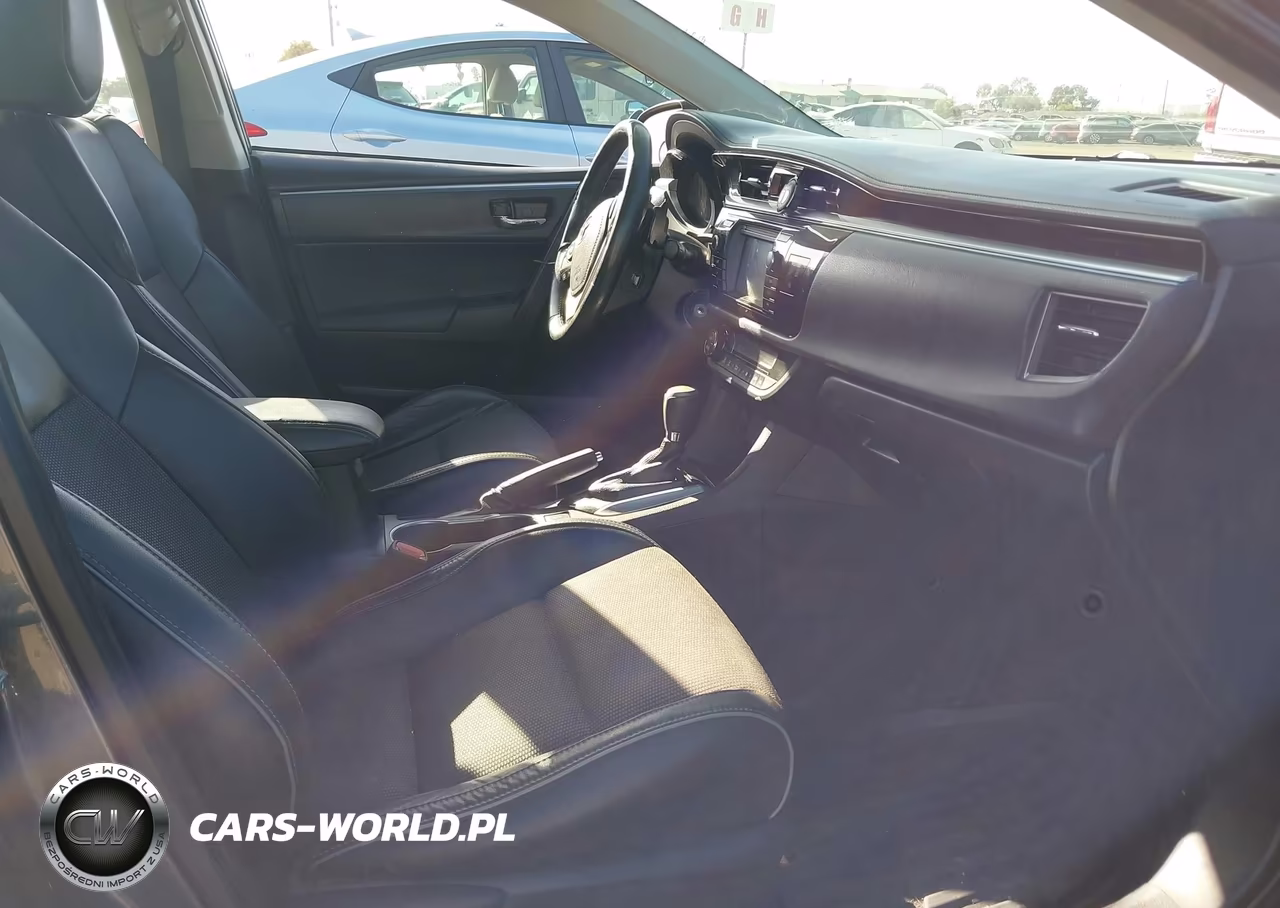 2014 Toyota Corolla S Plus VIN:5YFBURHE1EP160645 - 5