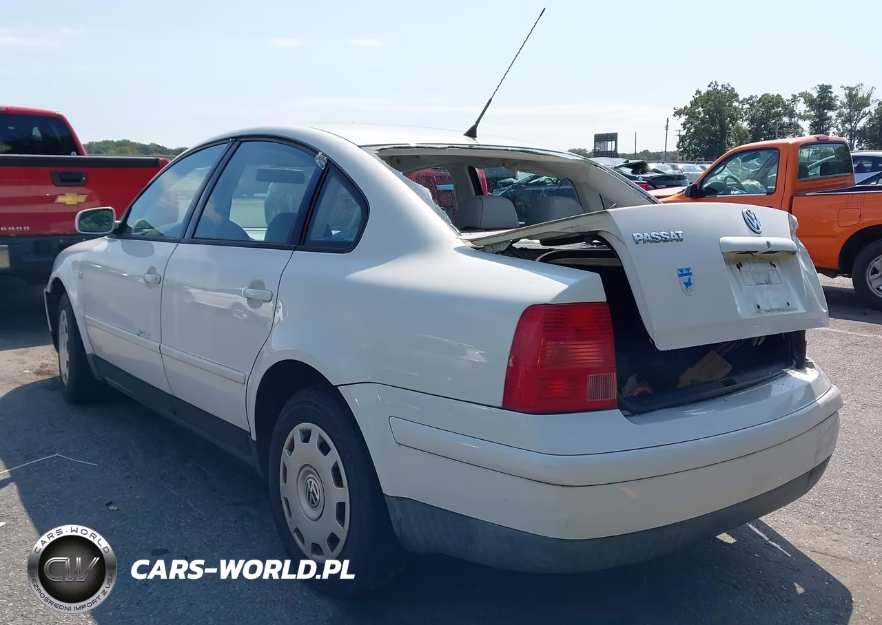 2001 Volkswagen Passat Gls VIN:WVWAC63B11P009651 - 3