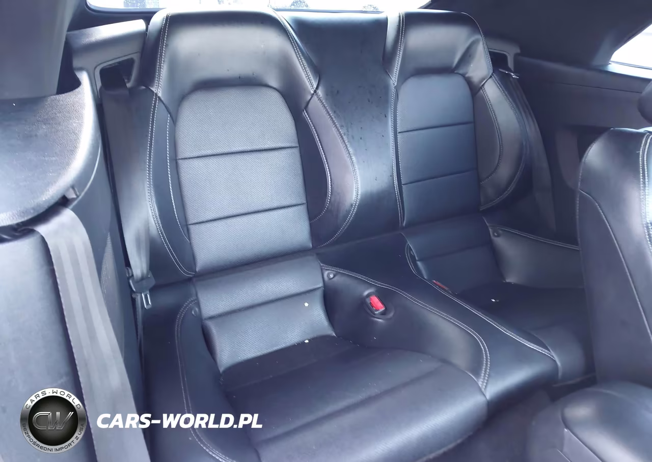 2021 Ford Mustang VIN:1FATP8UH5M5107602 - 8