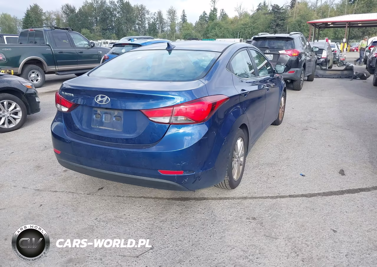 2015 Hyundai Elantra Se VIN:5NPDH4AE5FH617613 - 4