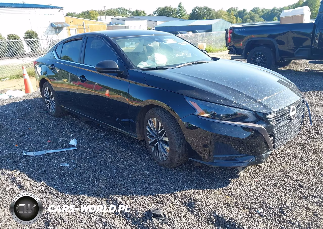 2026 Nissan Altima Sv Fwd – zdjęcie 1 z 17
