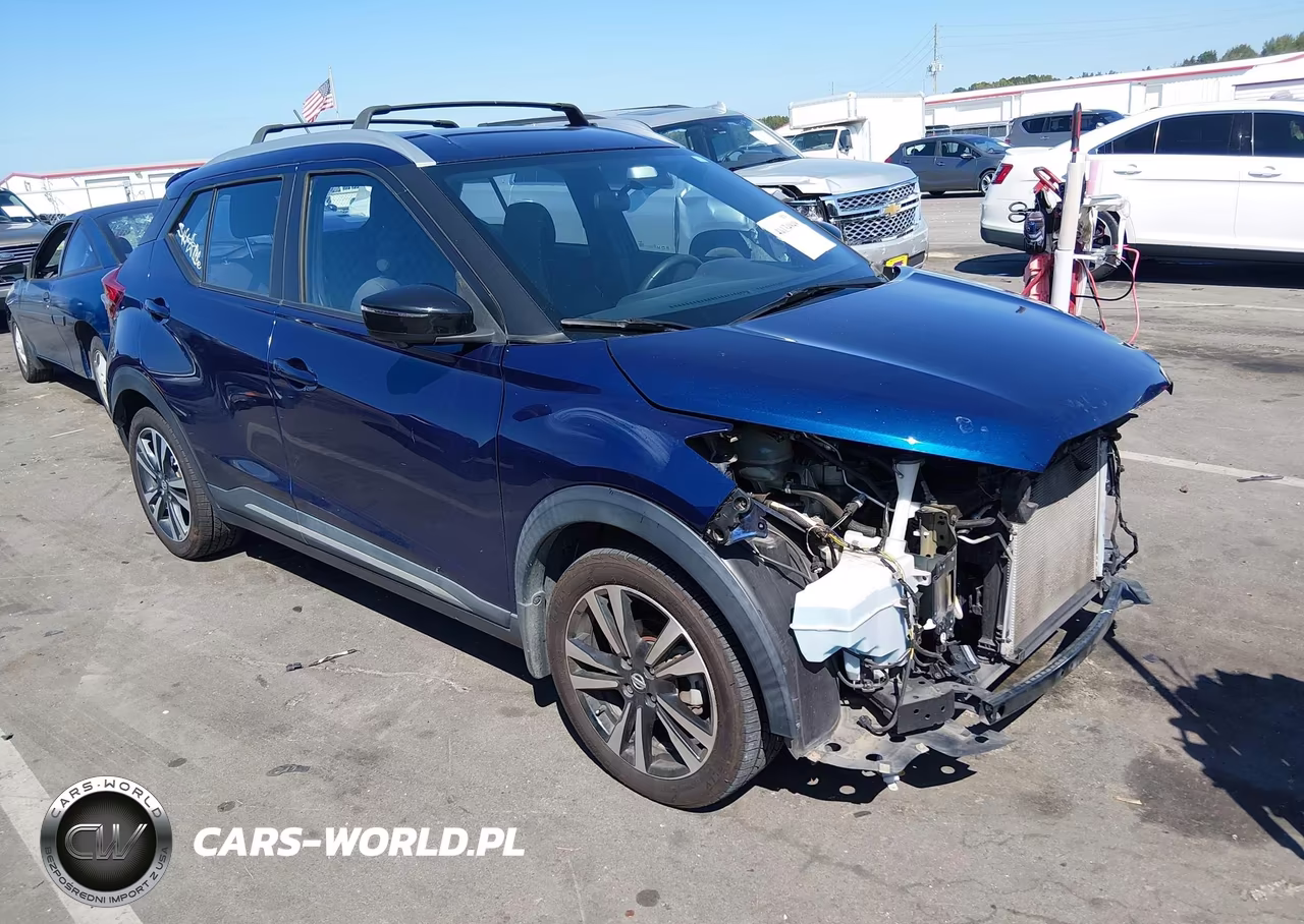 2019 Nissan Kicks Sr