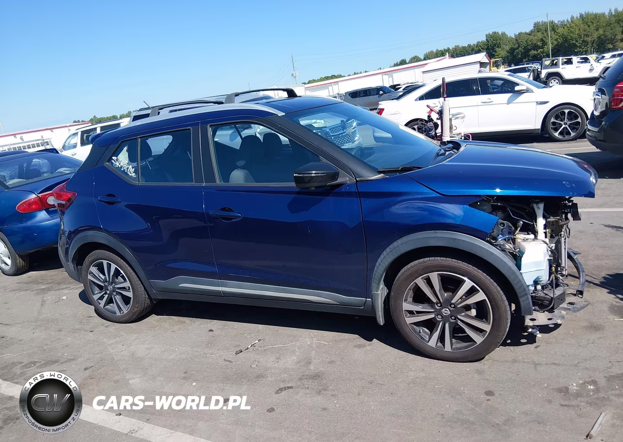 2019 Nissan Kicks Sr VIN:3N1CP5CU2KL523453 - 14