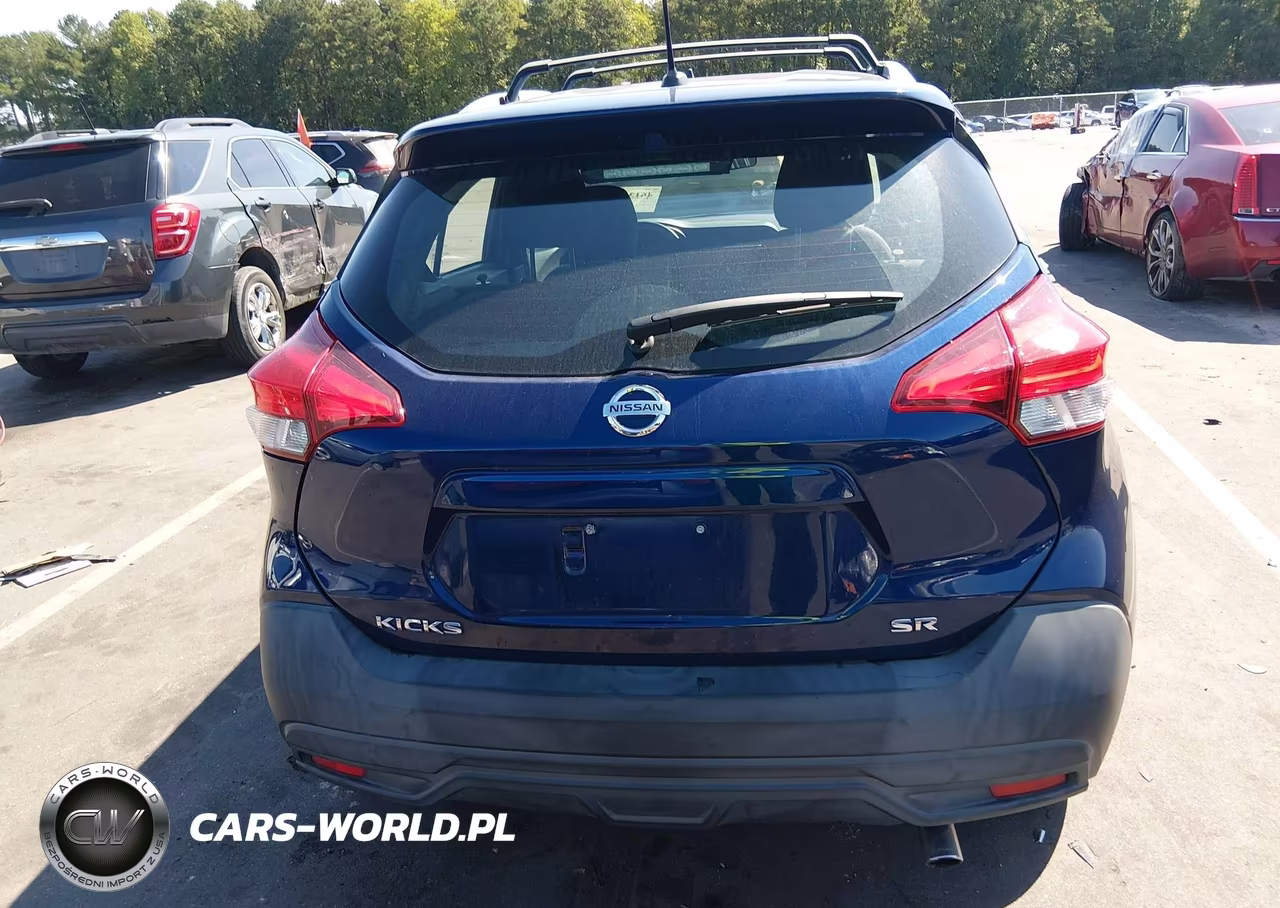 2019 Nissan Kicks Sr VIN:3N1CP5CU2KL523453 - 17