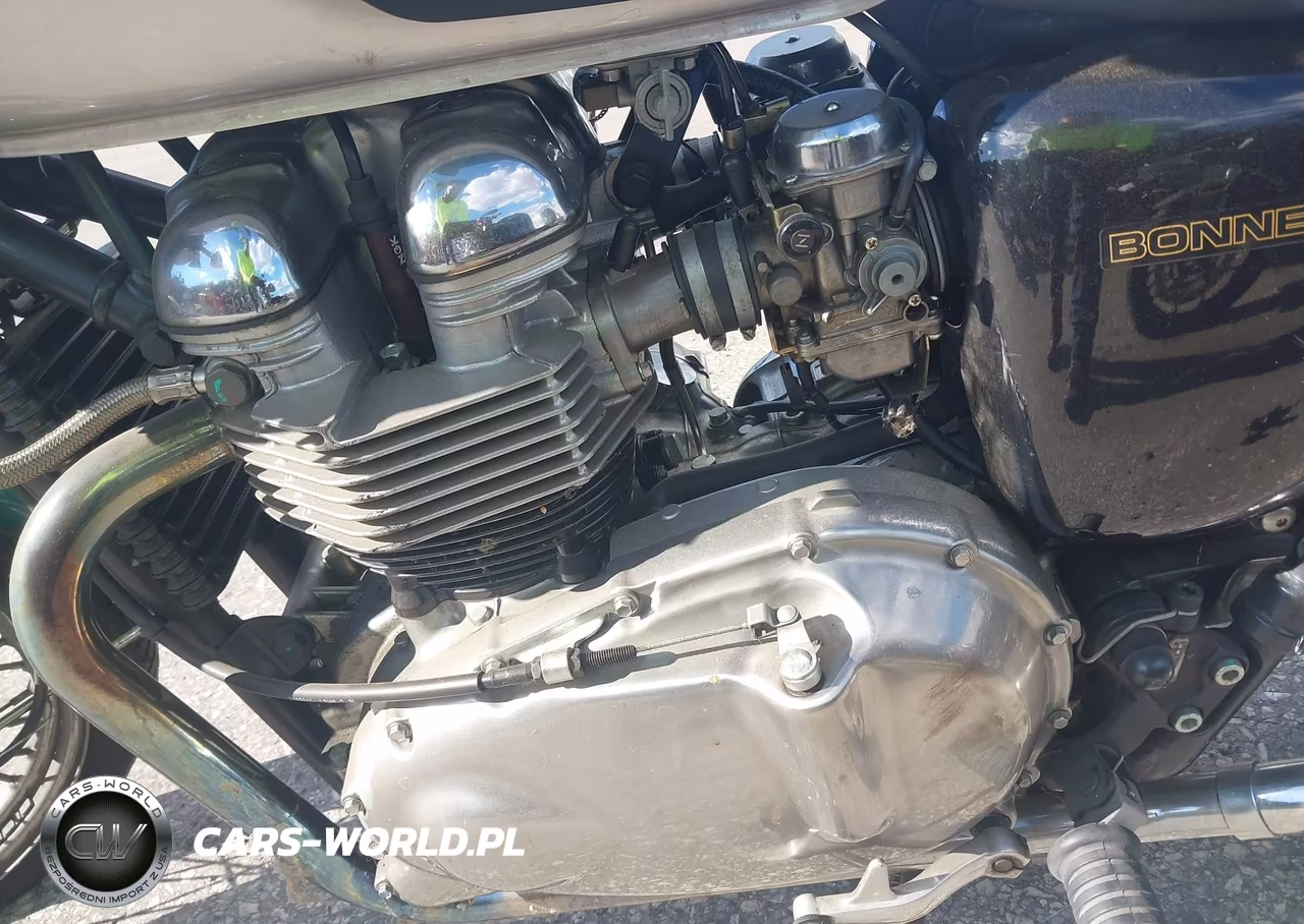 2002 Triumph Motorcycle Bonneville VIN:SMT900HN62J144898 - 9