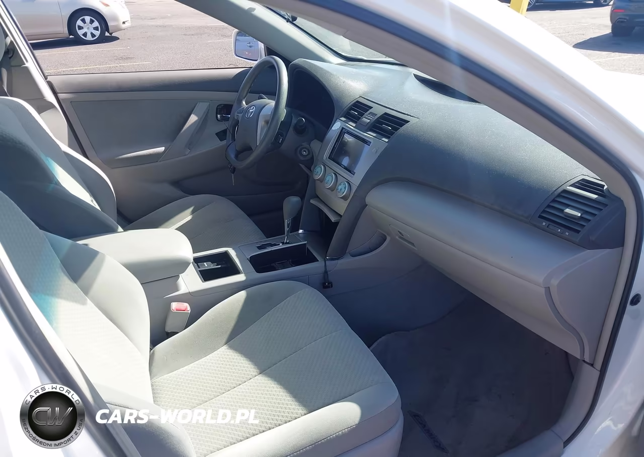 2009 Toyota Camry Le VIN:4T4BE46K59R053956 - 5