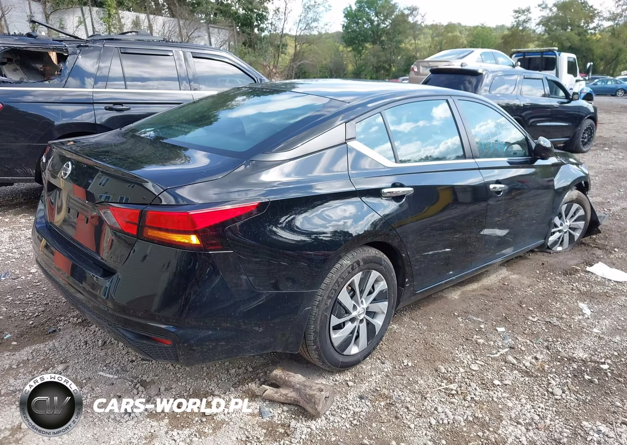 2022 Nissan Altima 2.5 S VIN:1N4BL4BV4NN357956 - 4