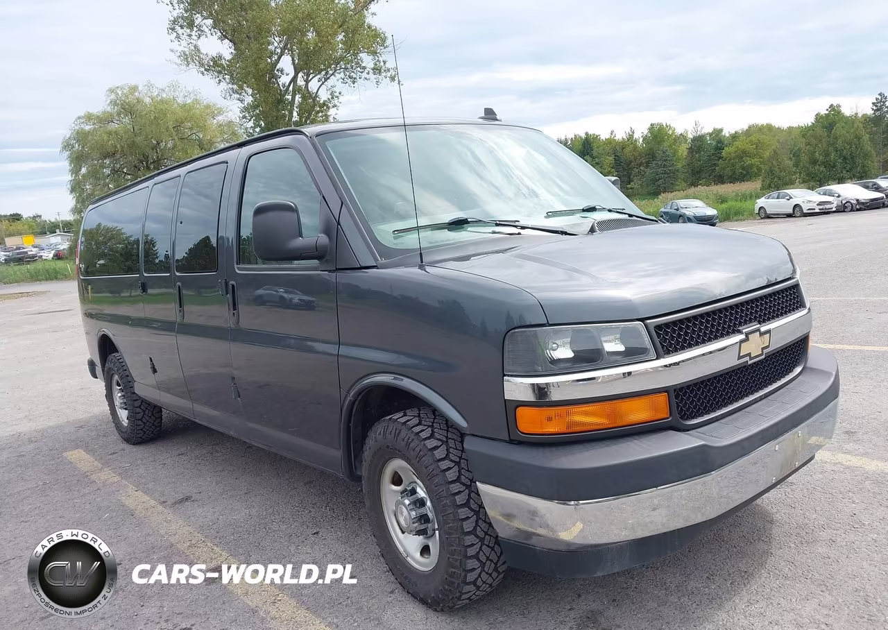 2017 Chevrolet Express 3500 Lt – zdjęcie 1 z 16