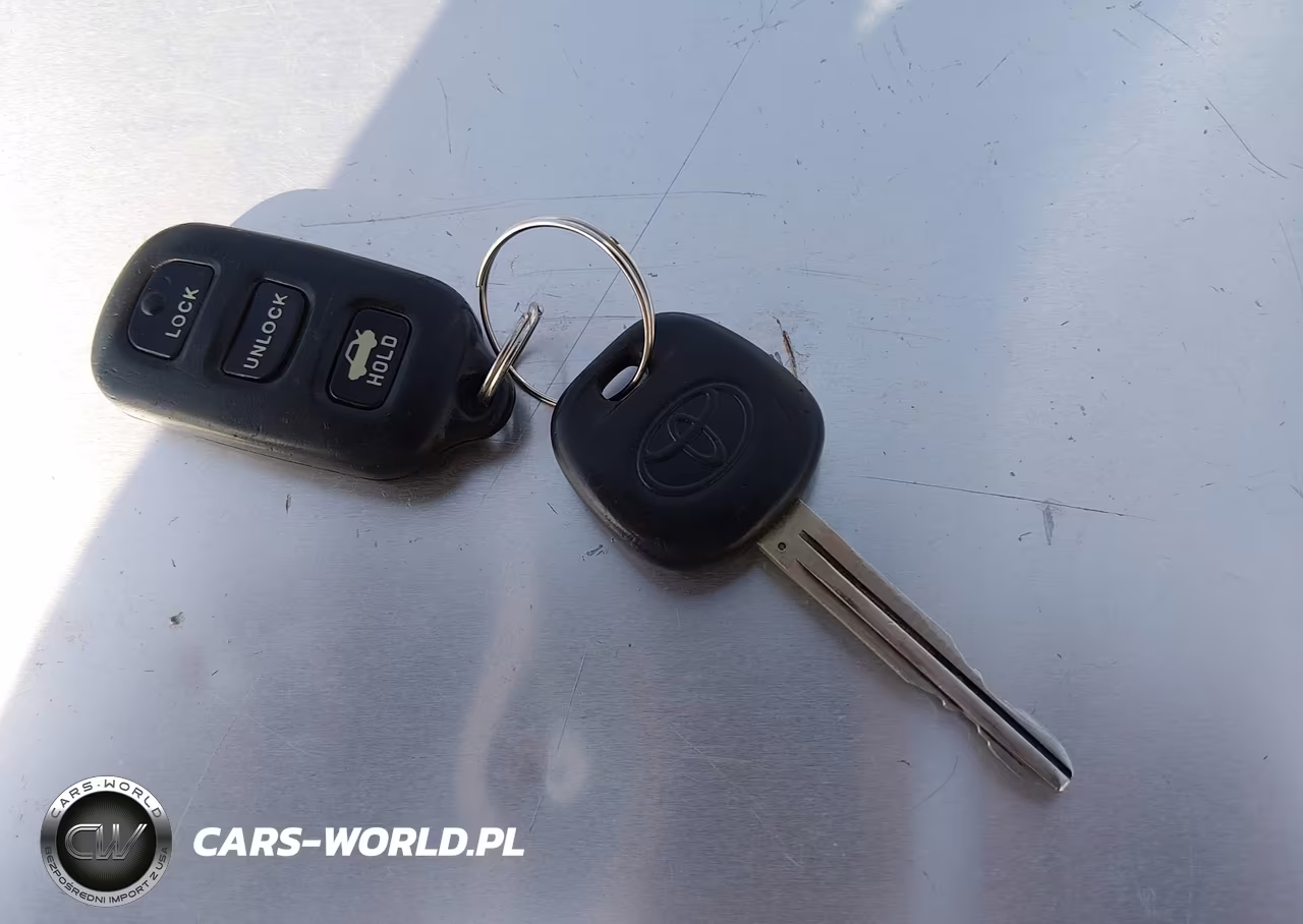 2005 Toyota Camry Xle V6 VIN:JTDBF30K750166730 - 11
