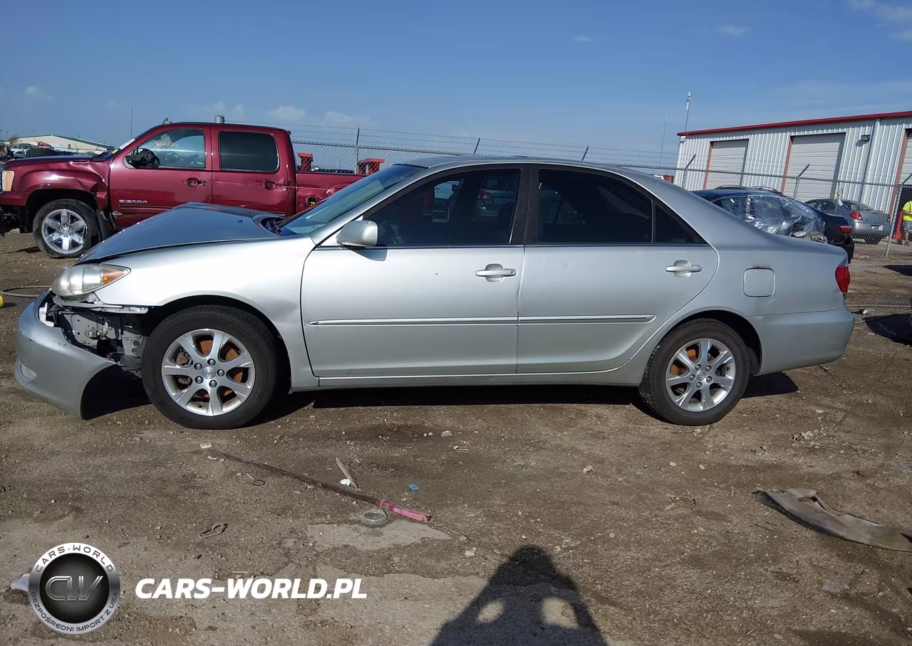 2005 Toyota Camry Xle V6 VIN:JTDBF30K750166730 - 14