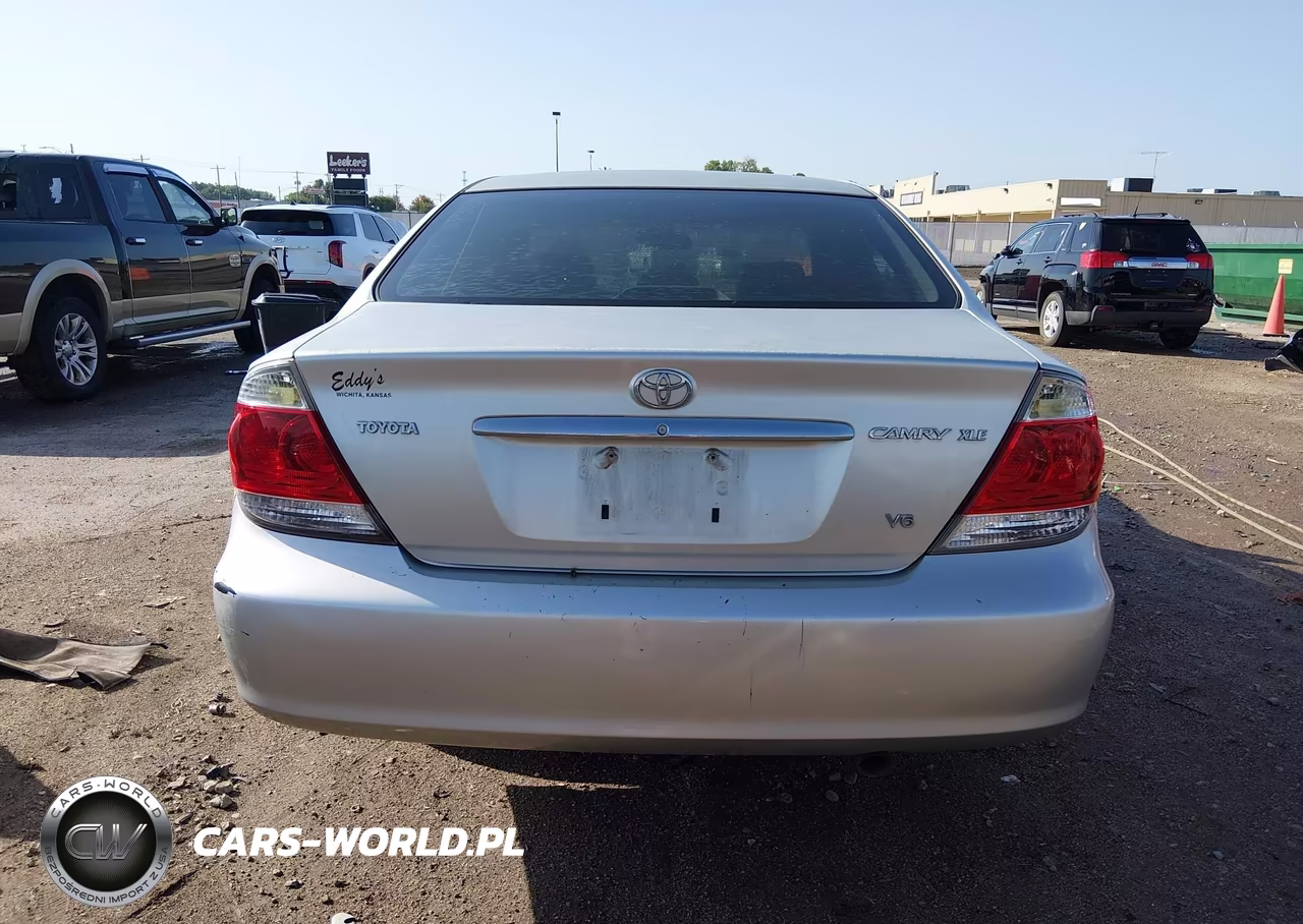 2005 Toyota Camry Xle V6 VIN:JTDBF30K750166730 - 16