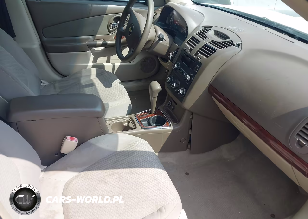 2008 Chevrolet Malibu Classic Ls VIN:1G1ZS58N28F120785 - 5