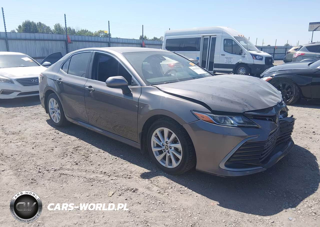 2021 Toyota Camry Le VIN:4T1C11AK5MU561417 - 1