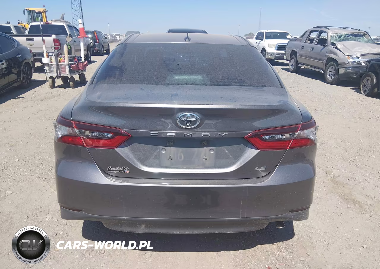 2021 Toyota Camry Le VIN:4T1C11AK5MU561417 - 16
