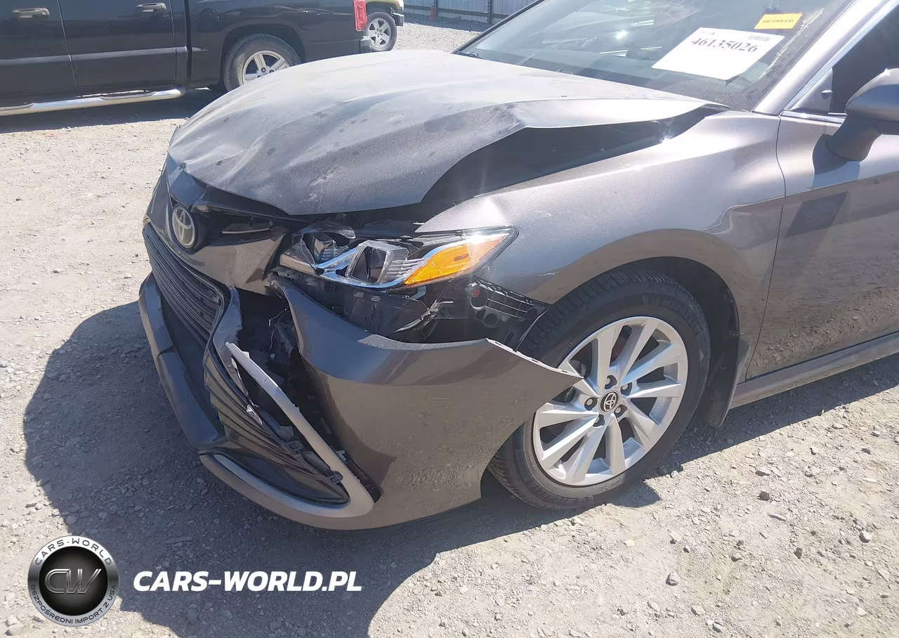 2021 Toyota Camry Le VIN:4T1C11AK5MU561417 - 17