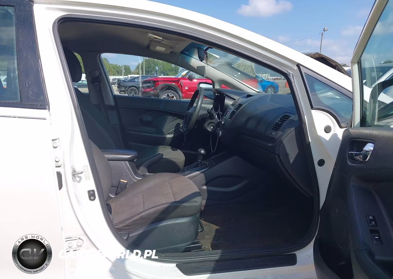 2014 Kia Forte Lx VIN:KNAFX4A6XE5200925 - 5