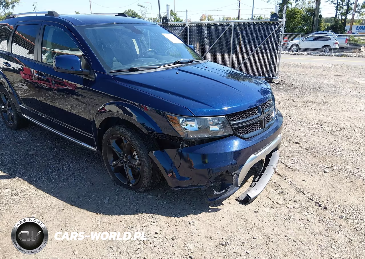 2019 Dodge Journey Crossroad VIN:3C4PDCGGXKT773524 - 17