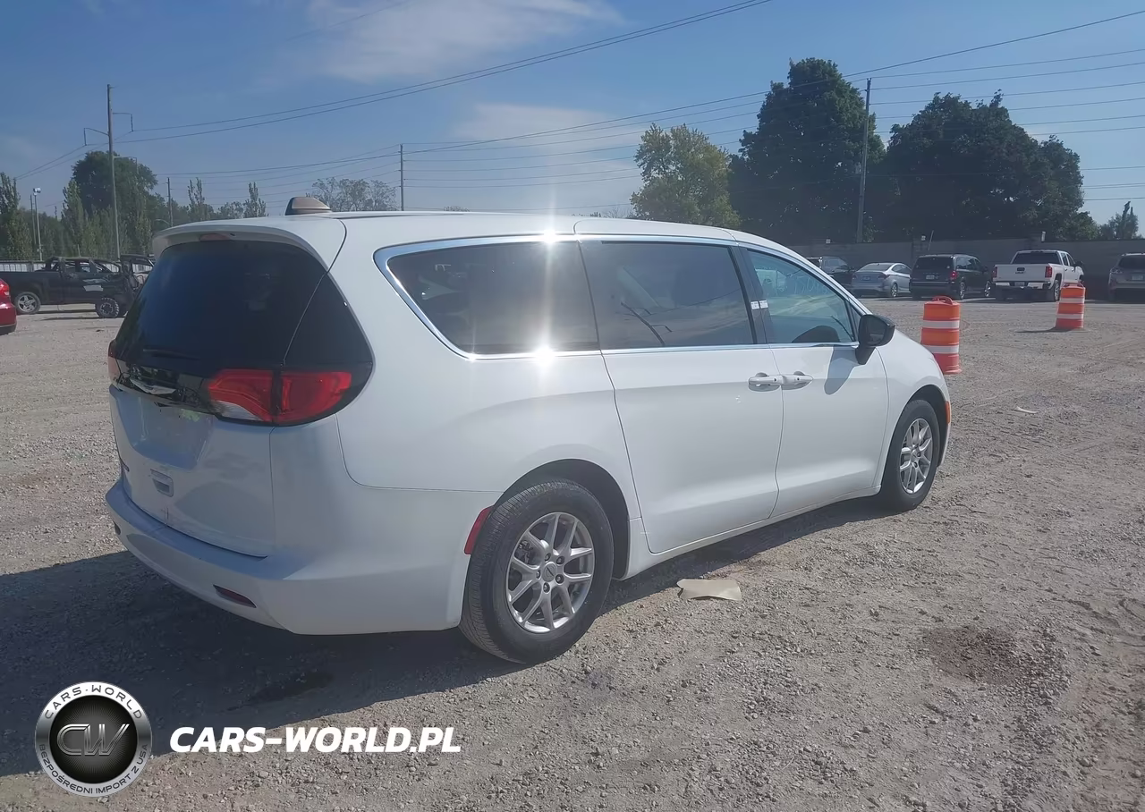 2024 Chrysler Voyager Lx VIN:2C4RC1CG2RR119619 - 4