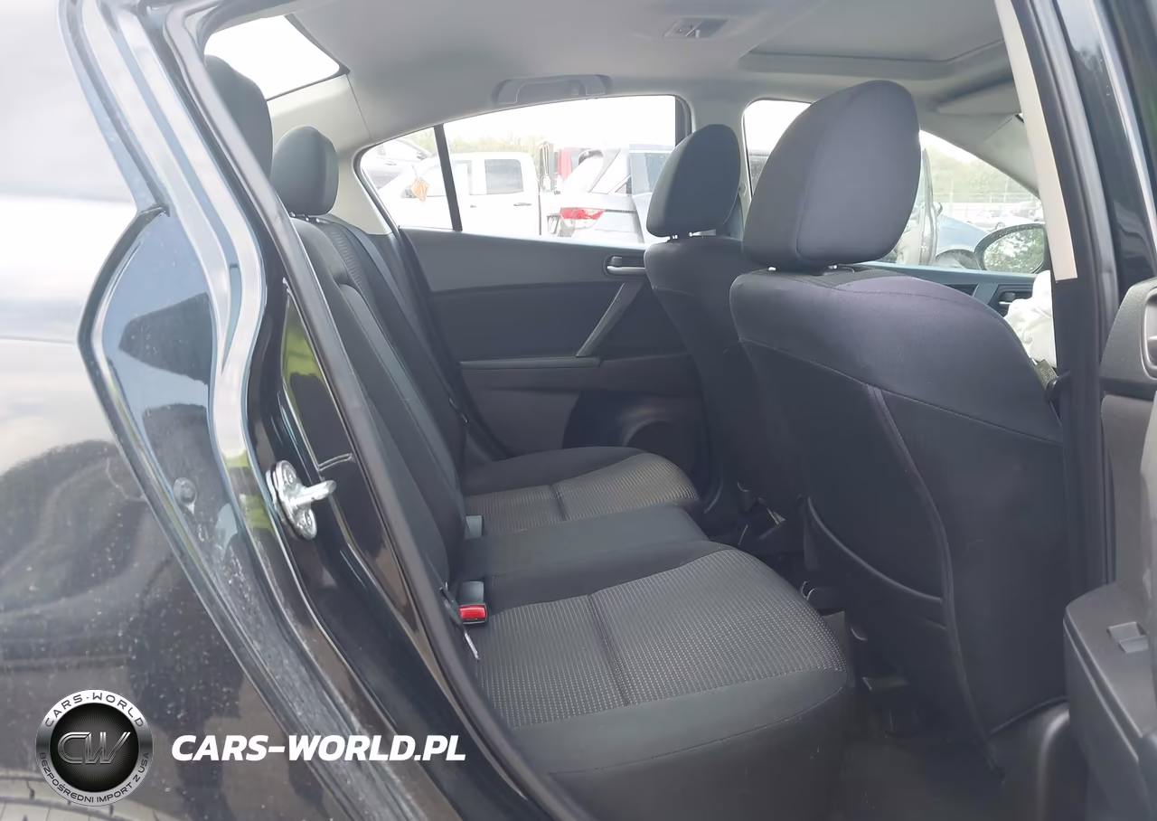 2012 Mazda Mazda3 I Touring VIN:JM1BL1V72C1575789 - 8