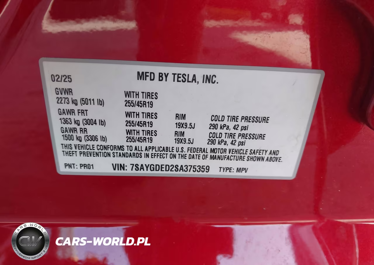 2025 Tesla Model Y Long Range Dual Motor Rear-Wheel Drive VIN:7SAYGDED2SA375359 - 9