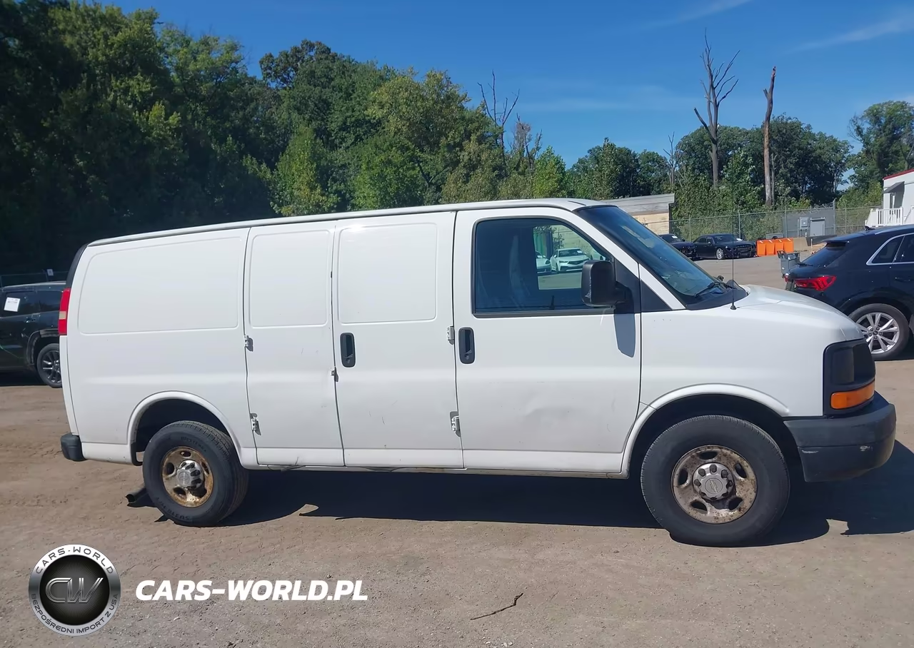 2014 Chevrolet Express 3500 Work Van VIN:1GCZGTBG4E1123736 - 13