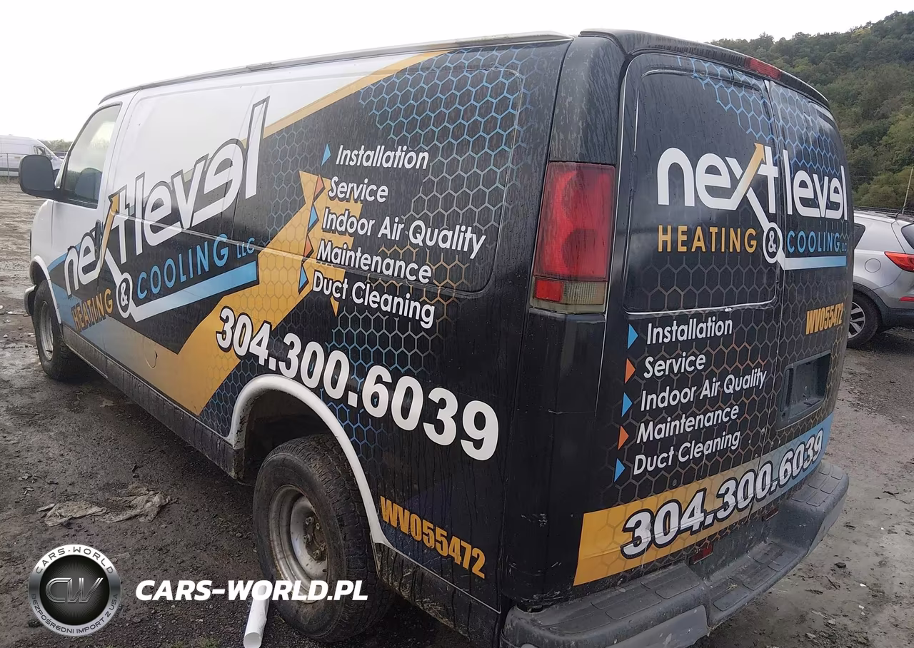 2002 Chevrolet Express VIN:1GCFG15W021138532 - 3