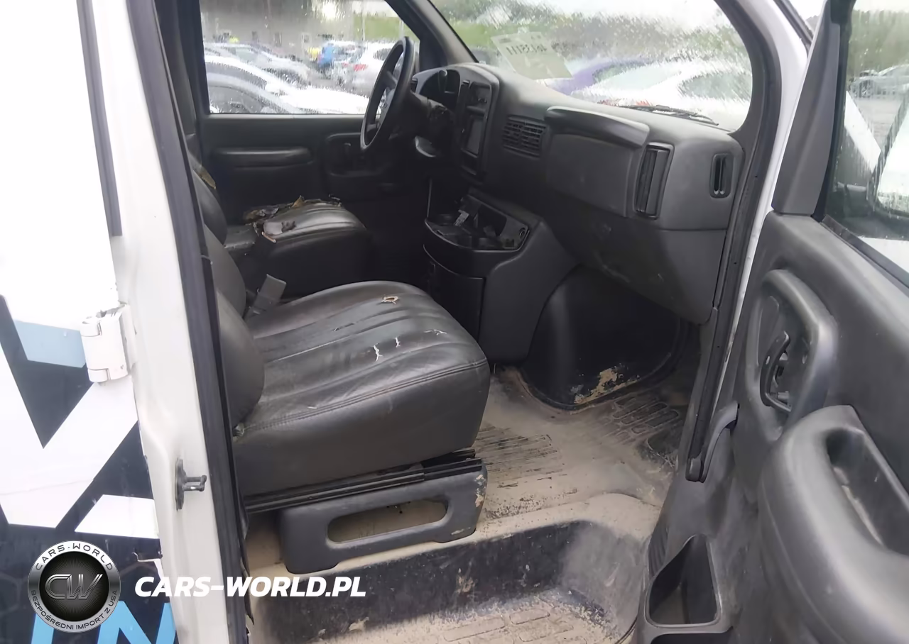 2002 Chevrolet Express VIN:1GCFG15W021138532 - 5