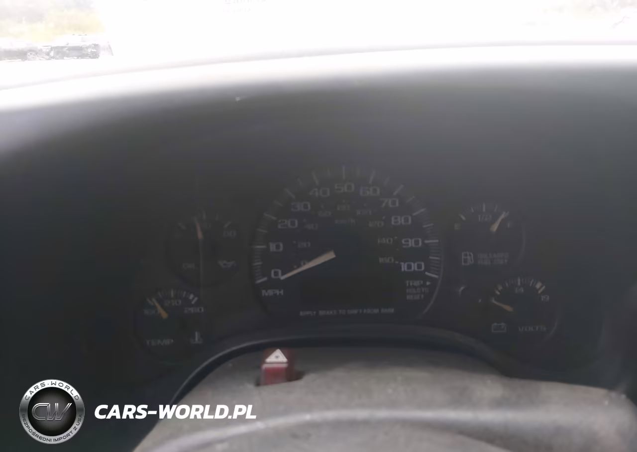 2002 Chevrolet Express VIN:1GCFG15W021138532 - 7