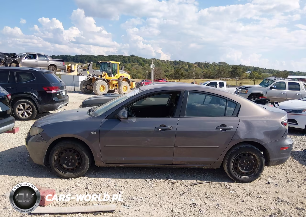 2008 Mazda Mazda3 I Sport VIN:JM1BK12FX81155915 - 14